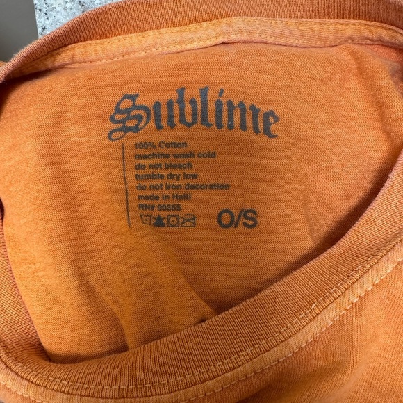 UO Sublime Long Beach 40oz To Freedom Album Cover Oversized Short Sleeve T-shirt - Picture 5 of 5